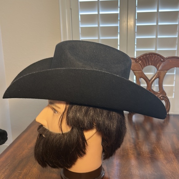 Franco hats. - Picture 2 of 12